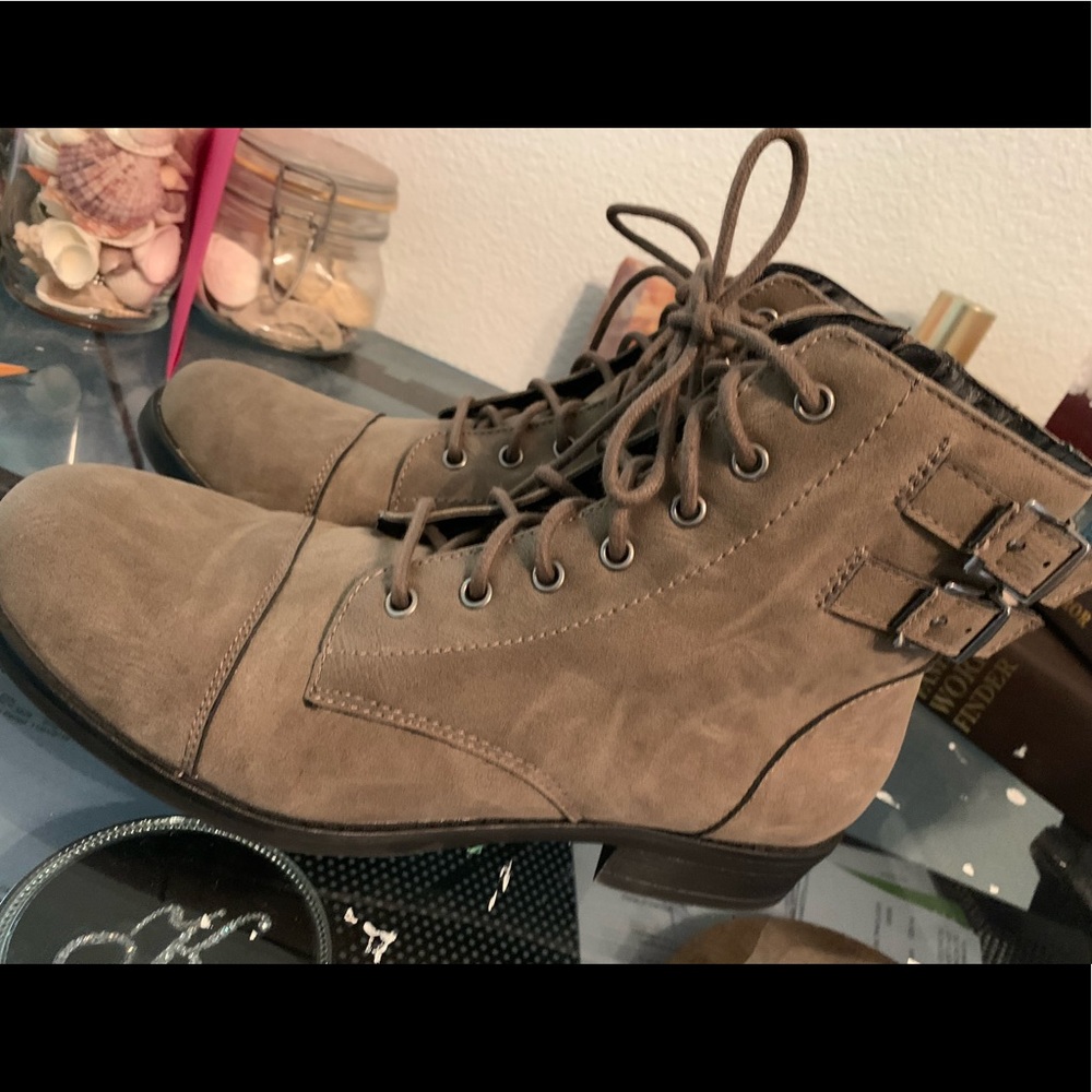 Chic Combat Style Booties